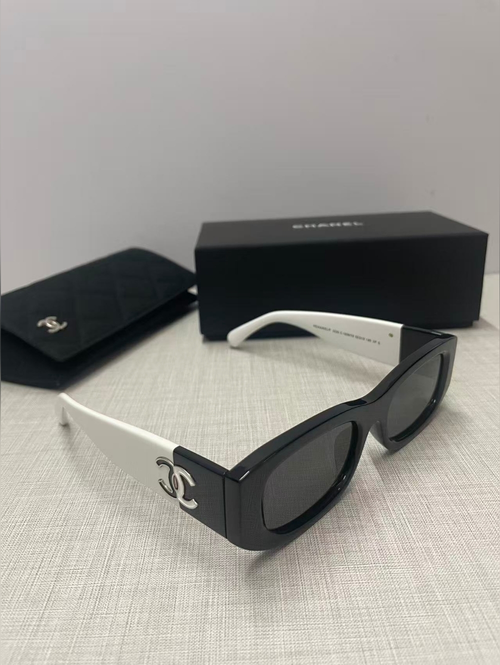 CHANEL BLACK & WHITE SUNGLASSES